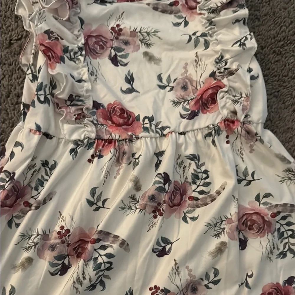 Floral Ruffle Top - Picture 4 of 4
